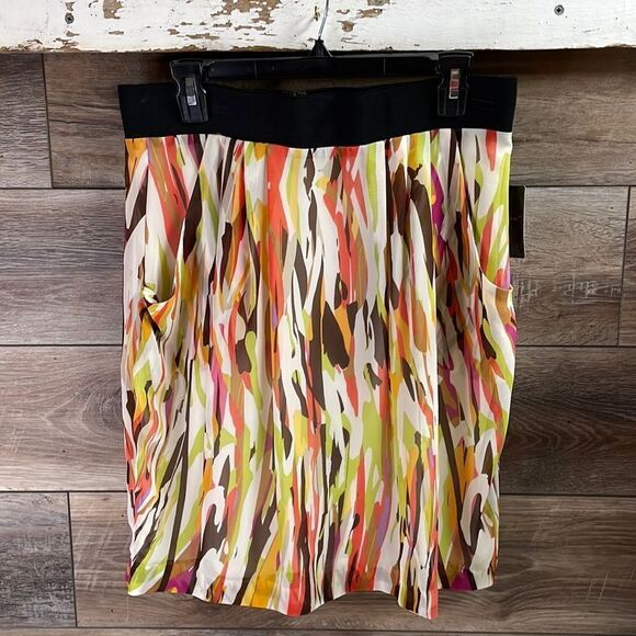 Nue Options NWT Ladies Flowy Above Knee Skirt, Size 12, Multicolor - Picture 2 of 8